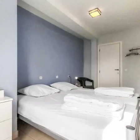 In With Kitchen Бреден